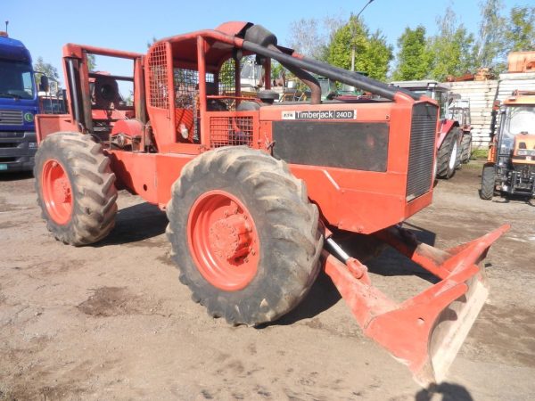 Débusqueur TIMBERJACK 240 D Skider - Image 3