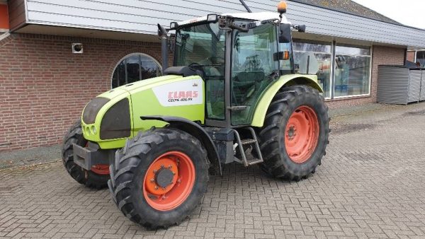 Tracteur à roues CLAAS Celtis 426 RX