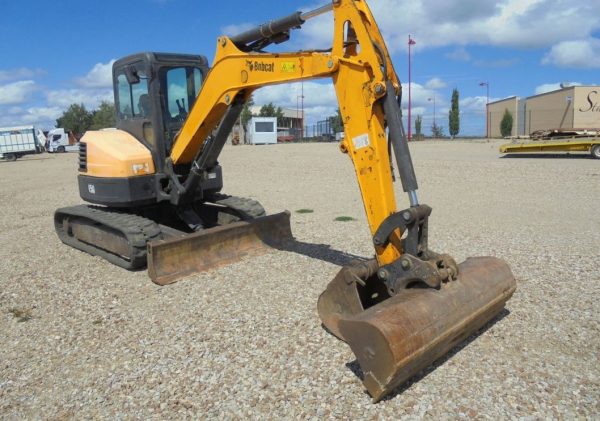 Mini pelle Bobcat E50.EM