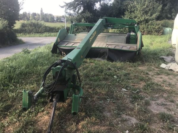 Faucheuse John Deere 735