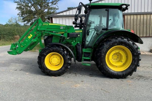 Tracteur agricole John Deere 5125R - Image 2