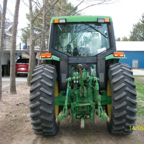 TRACTEUR JOHN DEERE 6200