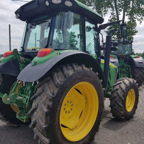 Tracteur agricole John Deere 5100R