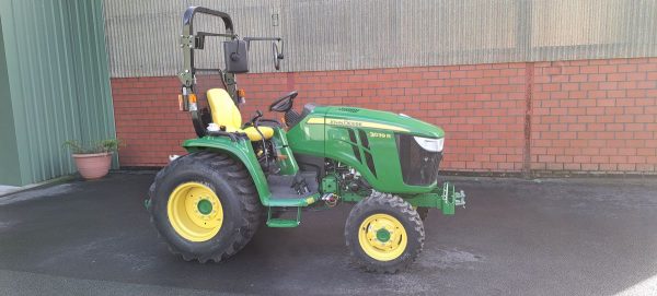 John Deere 3039R - Image 6