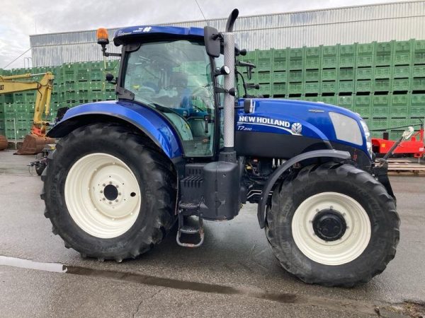 New Holland T 7.200 COMMANDE AUTOMATIQUE