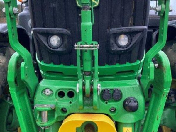 John Deere 6215R - Image 6